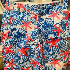 Lilly knee length shorts size 0